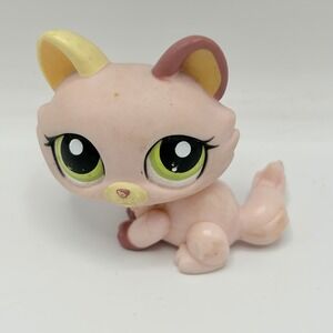 Littlest Pet Shop - Authentic - Crouching Cat - #1489 -Purple Pink- Green Eyes